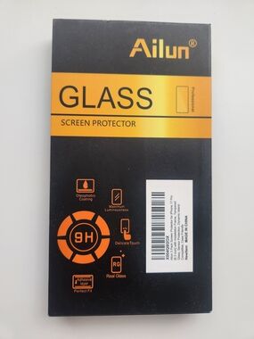 Ailun Black and Gold GLASS Screen Protector Packaging